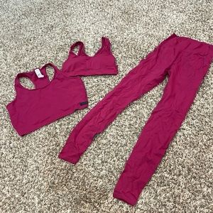 Alphalete Alphalux Set. Small bra and Top Medium leggings
